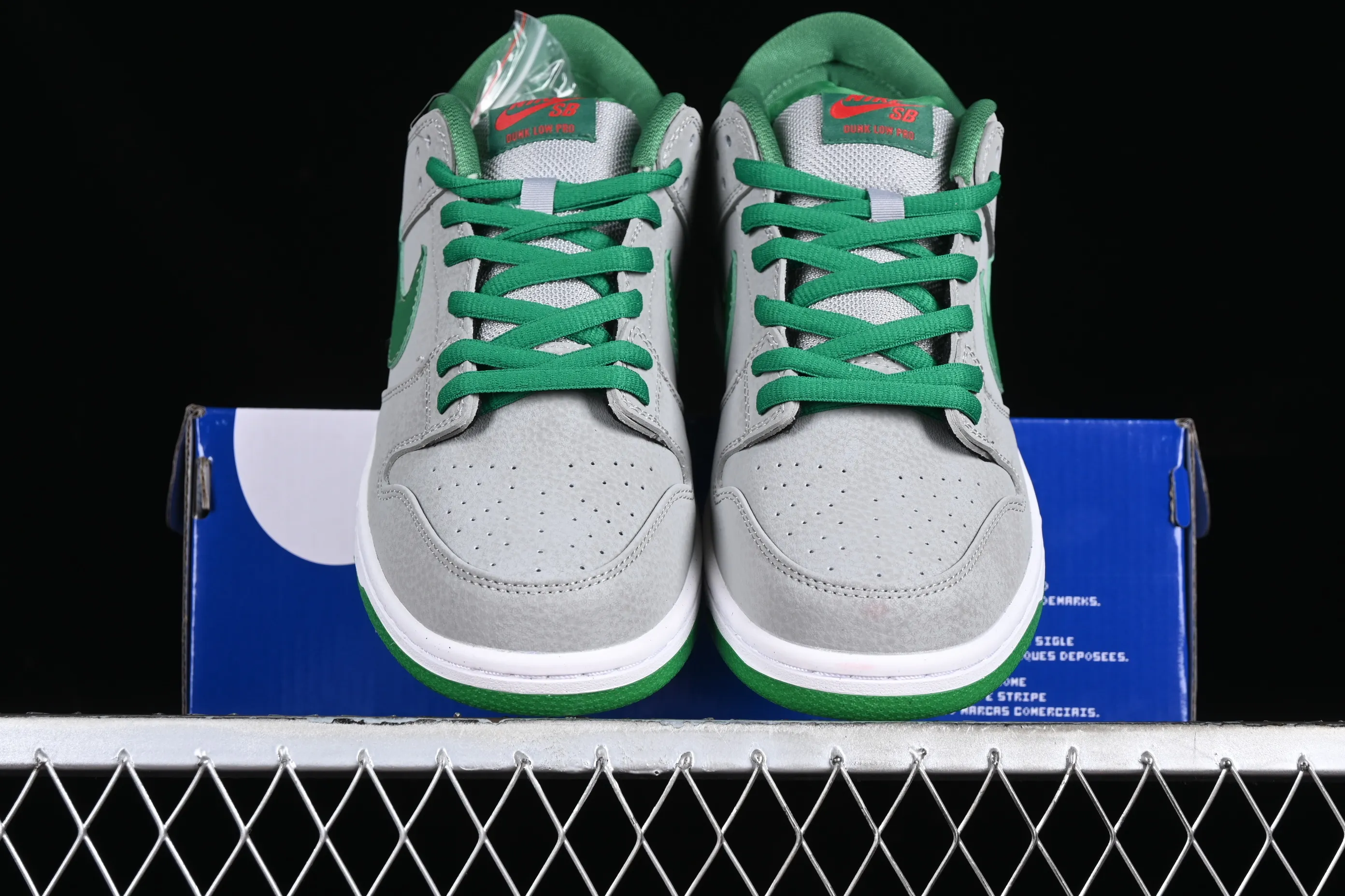 All categories Nk SB Dunk series Nk SB Dunk Low low-top sneakers Nk SB Dunk Low Prm SB smashed backboard fashion casual sneakers 313170-030